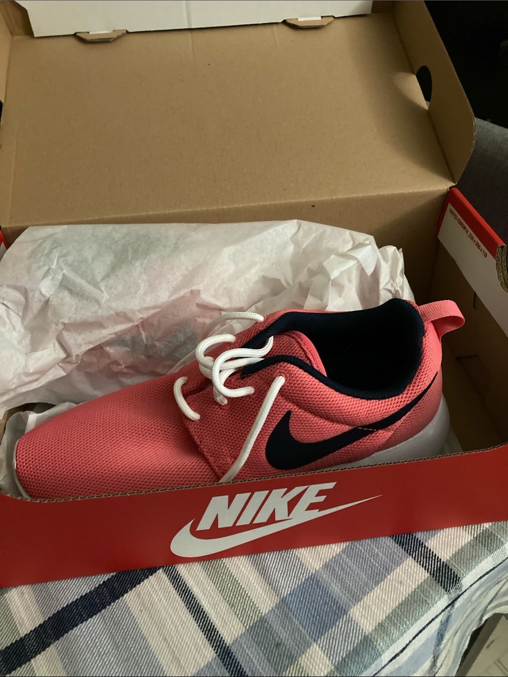 Nike Kids Coral Pink and Black Low-Top Sneakers